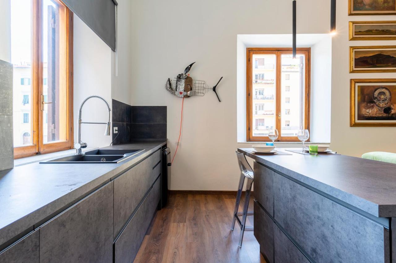 Piccola Venezia Canal View Charming Flat リヴォルノ エクステリア 写真